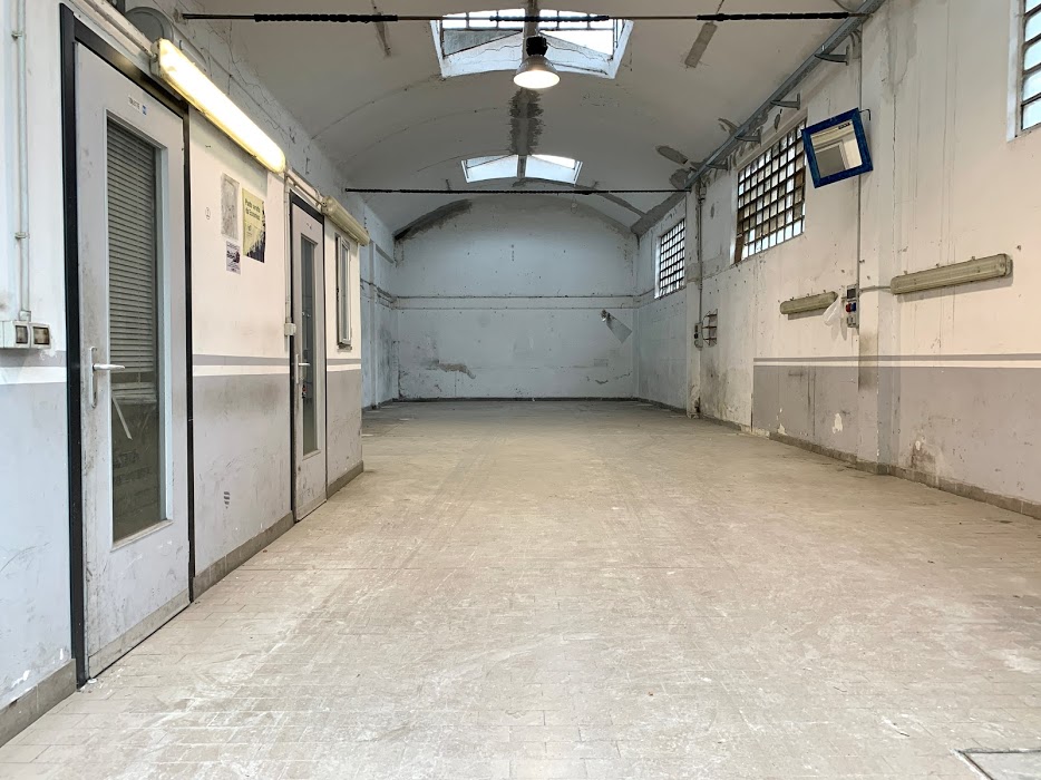 (AA) VENDUTO – MILANO (GORLA) VIA CIRENEI – LABORATORIO