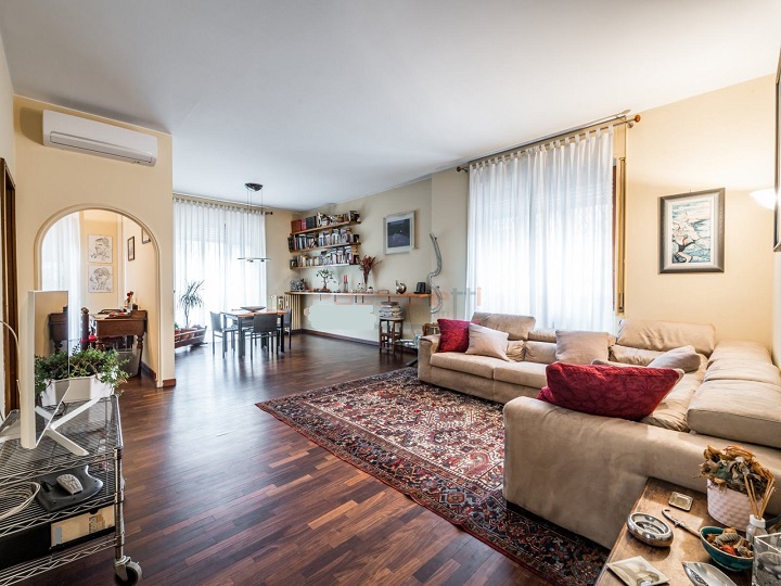 5LOCALI / 170MQ. RIF.1784397 / MILANO (LOTTO) SIGNORILE