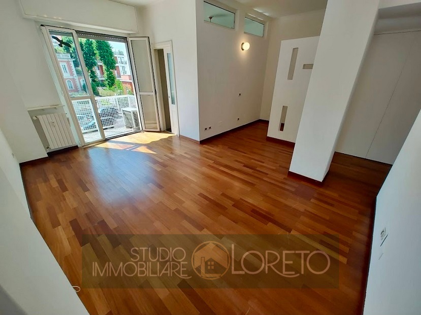 2LOCALI / 60MQ. RIF. MON206BED / MILANO (PRECOTTO) OTTIMO STATO