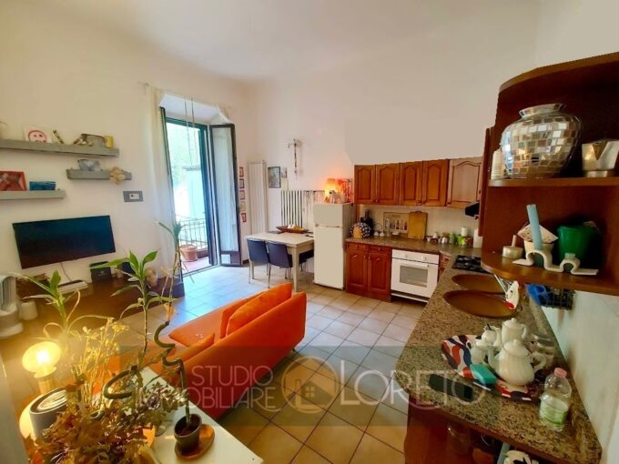2LOCALI /55MQ. RIF. VCZ12BED / MILANO (SOLARI / S.VITTORE) BUONE CONDIZIONI