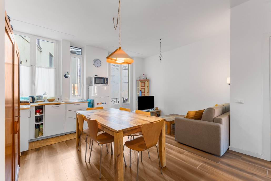 2LOCALI / 68MQ. RIF.1848390 / MILANO (VENINI / NOLO) LUMINOSO