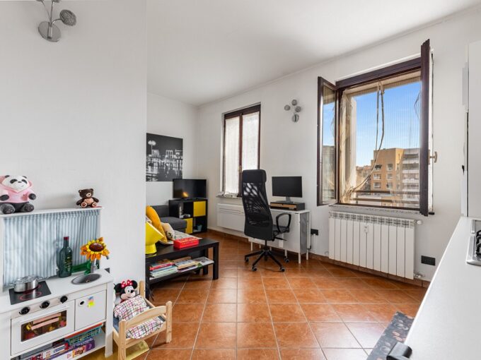 2LOCALI / 45MQ. RIF.1852408 / MILANO (WASHINGTON) ESPOSIZIONE ESTERNA